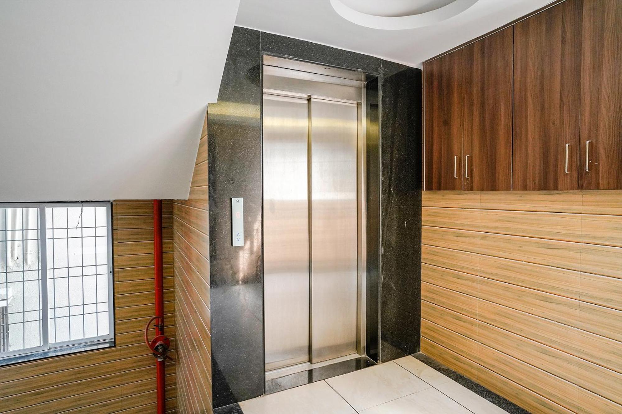 Fabhotel Grand Inn II ナビムンバイ エクステリア 写真